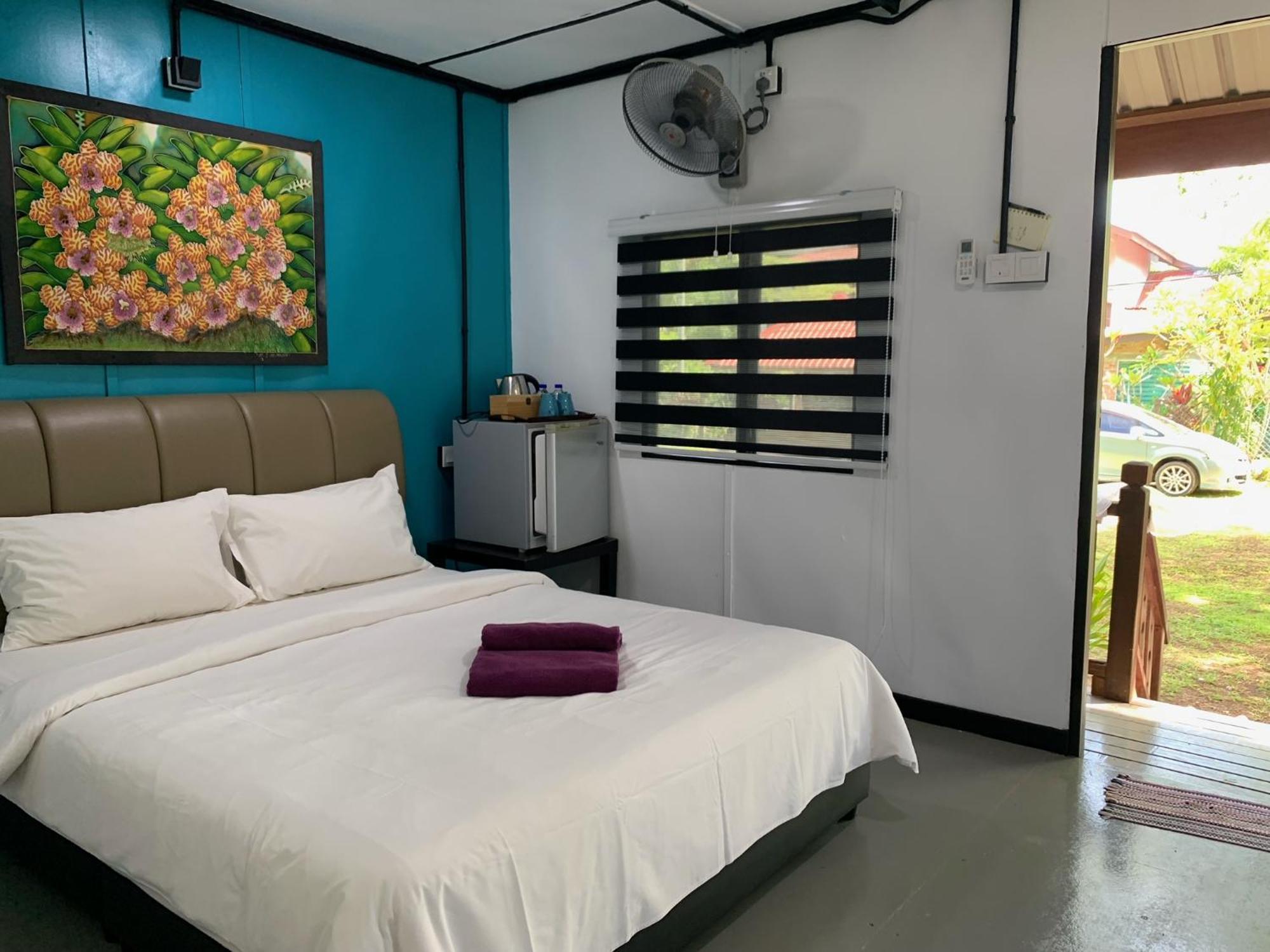 Red Coral Cottage Langkawi Bagian luar foto